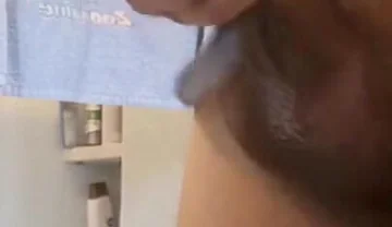 Quick Bathroom Sink Jerkoff with Huge Load of Cum