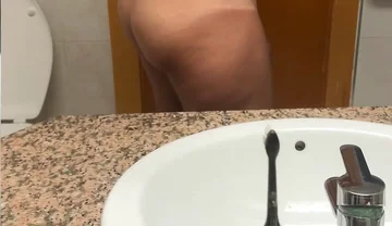 Can You Resist My Huge Dick? Love Fuck a Nice Hole