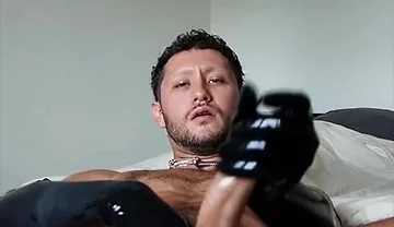 Harry_jen Kinky Gay Fingering in Latex Plays with Her Hole and Cums