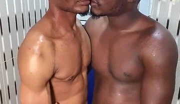 Gicing My Homies a Drip