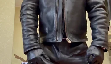 Leather Cop Kinkysirius in Full Leather Staged a Leather Striptease