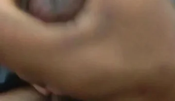 Cumming Yummy