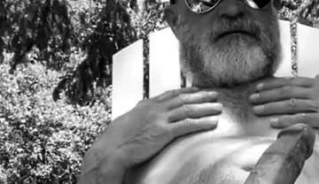 Outdoor Bate in B&w
