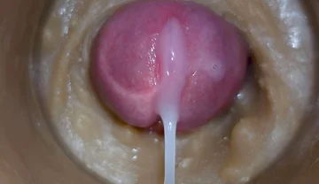 Extreme Close up! Injecting a Large Dose of Sperm Pussy Toy Camera 4K