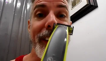 Teaching You to Shave - Daddy Giant 8