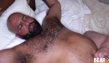 Tattooed Brooklyn Bear Fucked By - Black Sam And Sam Black