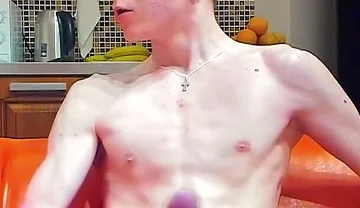 I Watch Porn Again That Makes Me Wet and Cum