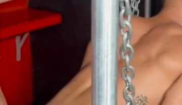 Tiago Dasilva used raw by Douglas Smith