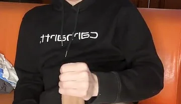 Hand Pump Session Builds to Uncontrollable Twink Cum