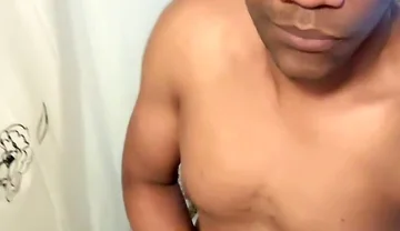 Jacking off in Shower