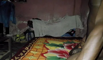 Nothing Is as Nice Like Fucking My Bed