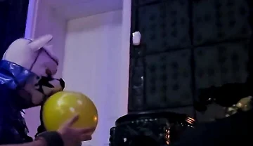 Playing Puppies Sneakers,smelly Socks,feets and the Yellow Balloon