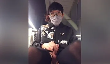 Rainy Day Peed In Underwear / Show Butt Pissing In Panties