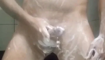 Masturbation in The Shower 3
