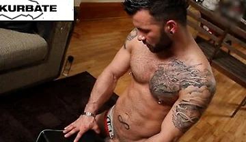 Hot Muscled Inked Hunk Shoves His Massive Cock In Fleshlight