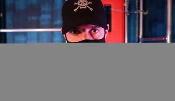 My Keys to Your Cage (4k)