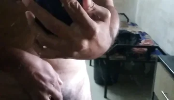 Solo Guy's Nude Play, Free of Cost for Full Time