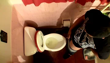 A Room of Pissing Dicks