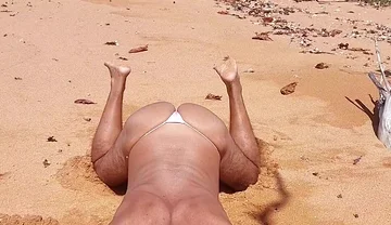 Ladysilva Crossdress What a Hot Slut in Panties on the Beach