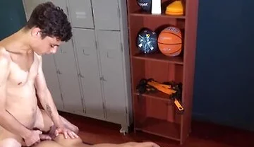 Rick Lenon Massages Felix Harris While Jerking His Cock