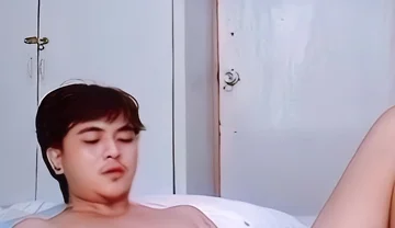 Yuan - Wank Show - Inc. Cum