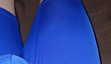 I wank and cum inside a condom while I wear my Blue Nike pro spandex underwear