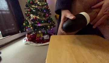 Xmas Wank Toy Slomo