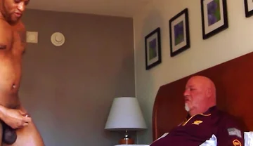 Coach Gives Massage - and Gets a Lot More!