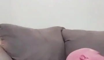 Beardaddychub Gets Many Facials!