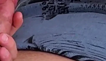 Gives a Deepthroat to a Friend While He Plays on the Phone