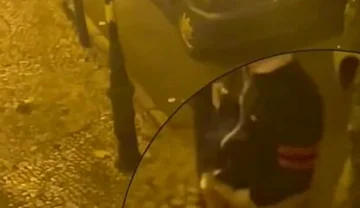 Amateur Boy Caught Peeing in the Street