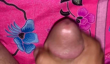 Jerking off at My Girls Place