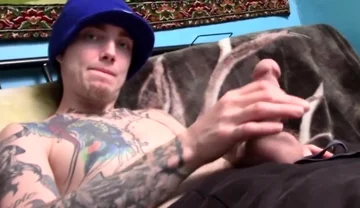 Tatted Thug Blinx Loves A Good Stroke And Big Cum Load