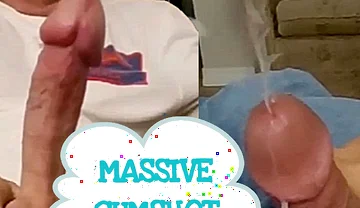 Massive Cumshot From Big Cock Sixxbig