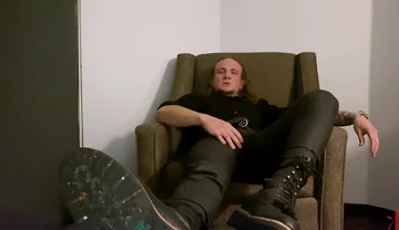 Peter Hooke Unloads Hot Jizz