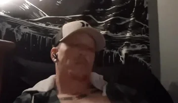 Jerking off to Porn for a Massive Cumshot