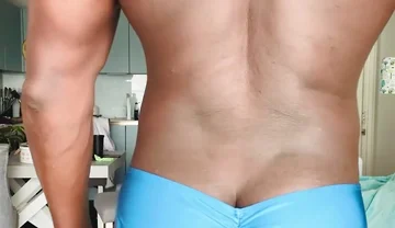 The Size of My Arse Means Stuff Like This Never Really Fits