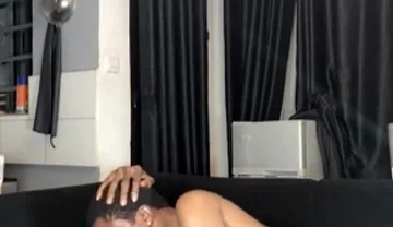 Gave My Straight Neighbor a Blow Job Till He Cum