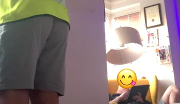 While Painting the Wall, I Got Horny and Wanked in Front of My Friend.