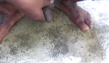 Hot Man Pissing Nude Show