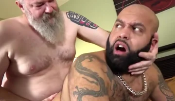 Barbudos Gostam No Pelo