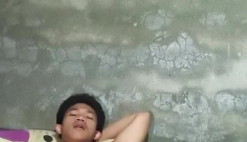Filipino Twink Gets off for Daddy's Pleasure