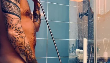 Hot Shower and Quick Pee