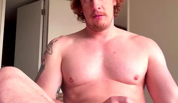 Solo POV: Jerking off to My Cruising Adventures in Barcelona