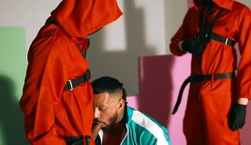 Fist Game a Squid Game Parody, Watch Jona Ortiz Hole Getting Fisted for the First Time cosplay