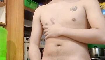 Pinoy Boy Enjoy Himself