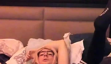 Vibrator, Dildo and My Hand - the Holy Trinity of Masturbation