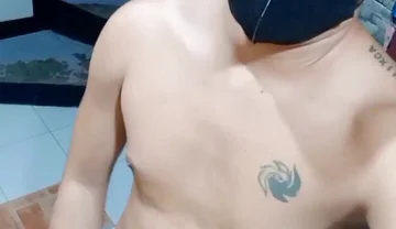 Sexy Pinoy Boy Wank His Hard Cock