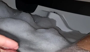 Who Would Like to Keep Me Company? I Hot Tub Wank and Relaxing Music - Come Play with My Cock Full of Foam