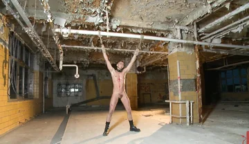 Fleischfabrik Berlin: Logan Mccree & Sam Barclay